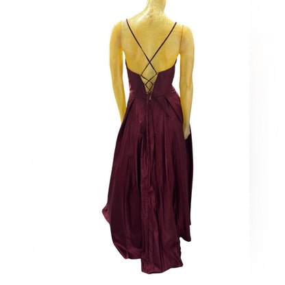 Blondie nights Elegant Burgundy Evening Gown